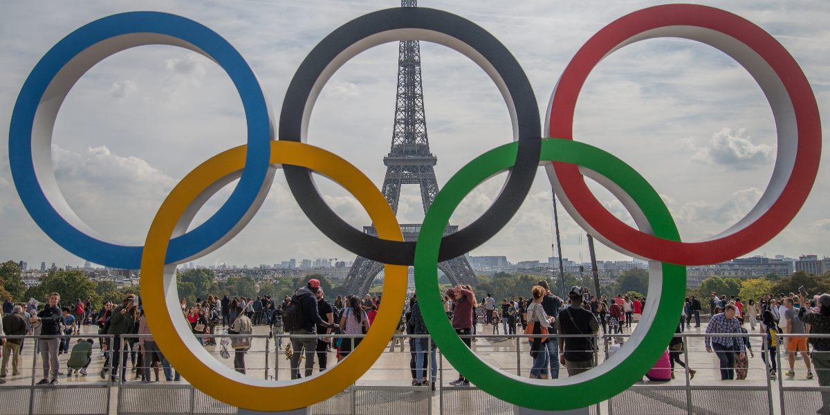 OL-ringene i Paris for kommende OL sommeren 2024. Foto: Wallpaperflare.com